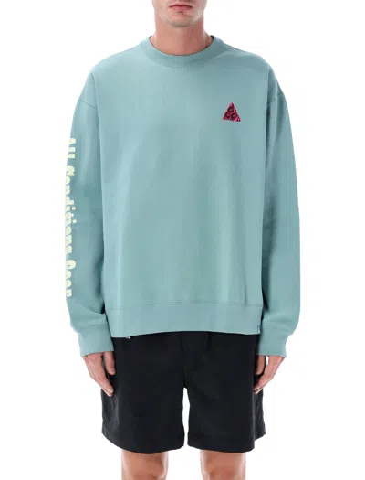 Nike Men's Mini Outdoor Graphic Sweatshirt
