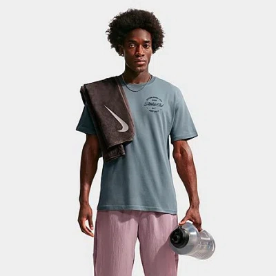 Nike Men's N. A.c. Grit Graphic T-shirt In Gray