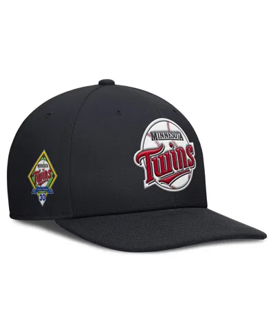 Nike Men's Navy Minnesota Twins Pro Performance Snapback Hat