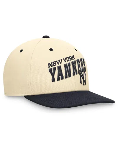 Nike Men's Navy/white New York Yankees Evergreen Two-tone Snapback Hat In Yellow