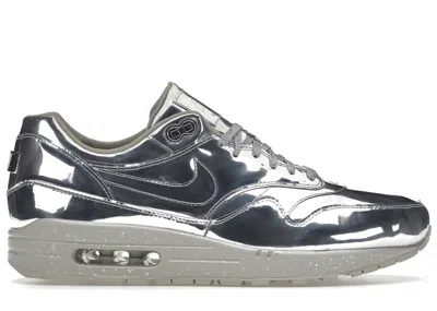 Pre-owned Nike Men's  Air Max 1 Liquid Silver Sneakers In Metallic Silver/light Bone