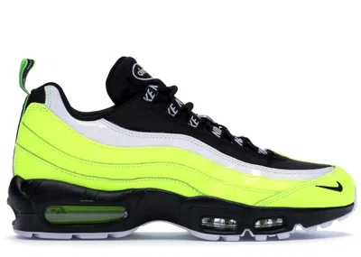 Pre-owned Nike Men's  Air Max 95 Reverse Sneakers In Glow In Volt/black/volt Glow