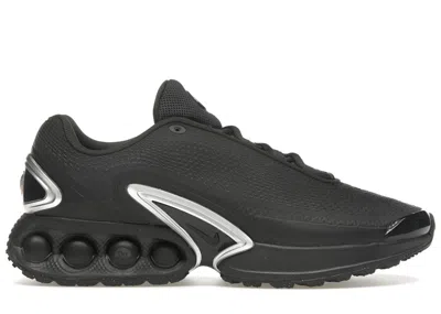 Pre-owned Nike Men's  Air Max Dn Sneakers In Black/metallic Silver