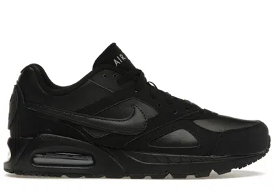 Pre-owned Nike Men's  Air Max Ivo Ltr Triple Sneakers In Black