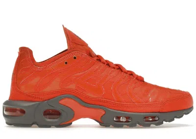 Pre-owned Nike Men's  Air Max Plus Decon Orange Sneakers In Electro Orange