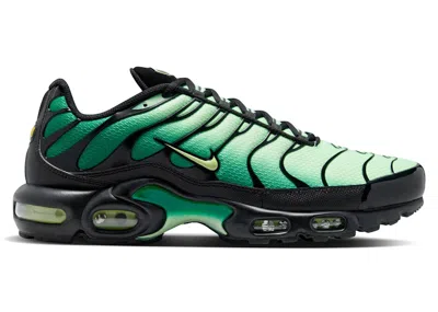 Pre-owned Nike Men's  Air Max Plus Light Lemon Twist Sneakers In Vapor Green/malachite/black In Multi