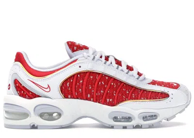 Pre-owned Nike Men's  Air Max Tailwind 4 Supreme Sneakers In White/university Red In Multi