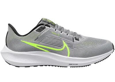 Pre-owned Nike Men's  Air Zoom Pegasus 40 Volt Sneakers In Wolf Grey/black/white In Multi
