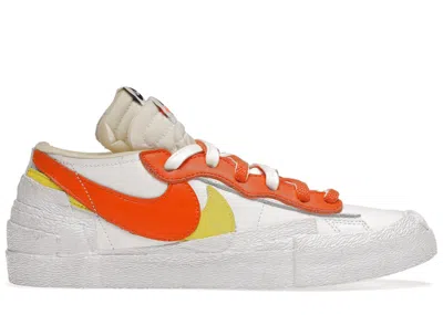 Pre-owned Nike Men's  Blazer Low Sacai Sneakers In White/magma Orange