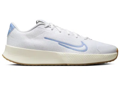 Pre-owned Nike Men's  Court Vapor Lite 2 Hc Light Blue Sneakers In White/sail/gum Light Brown