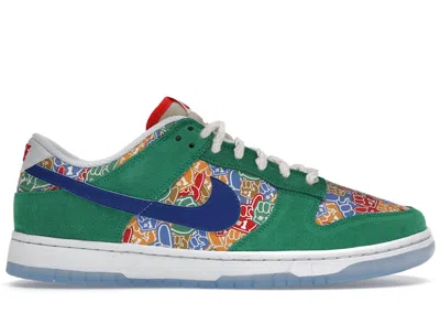 Pre-owned Nike Men's  Dunk Low Foam Finger Sneakers In Stadium Green/white/university Red