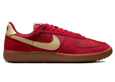 Pre-owned Nike Men's  Field General '82 Sp Sneakers In Gym Red/gum Medium Brown/team Gold