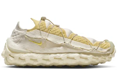 Pre-owned Nike Men's  Ispa Mindbody Sneakers In Light Cream/saturn Gold/coconut Milk