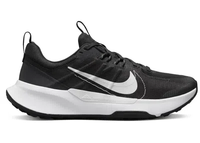 Pre-owned Nike Men's  Juniper Trail 2 Sneakers In Black/white