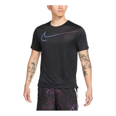 Nike Men's  Large Logo Sports Training Breathable Quick Dry Round Neck Short Sleeve Black T-shirt
