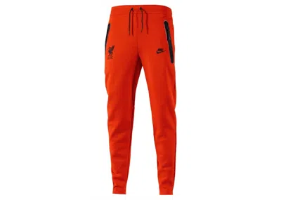 Pre-owned Nike Men's  Liverpool Fc Tech Fleece Sweatpants In Red