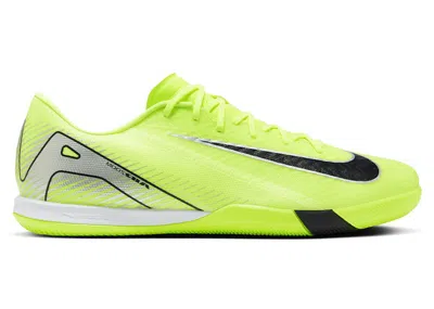 Pre-owned Nike Men's  Mercurial Vapor 16 Academy Ic Sneakers In Volt/black