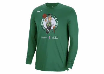 Pre-owned Nike Men's  Nba Boston Celtics Courtside Loose Fit Long Sleeve T-shirt In Green
