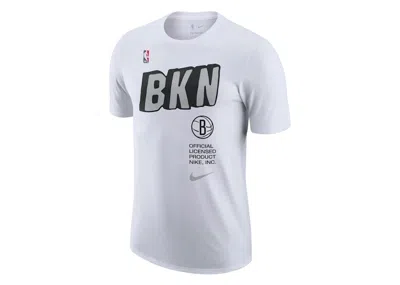 Pre-owned Nike Men's  Nba Brooklyn Nets Essential T-shirt In White