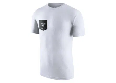 Pre-owned Nike Men's  Nba Brooklyn Nets Pocket T-shirt In White