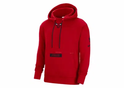 Pre-owned Nike Men's  Nba Chicago Bulls Courtside Fleece Loose Fit Hoodie In Red