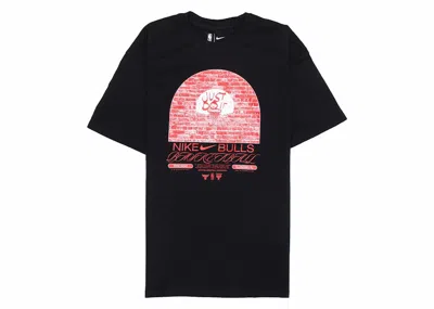 Pre-owned Nike Men's  Nba Chicago Bulls Max90 T-shirt In Black/red In Multi
