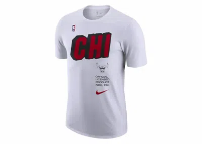 Pre-owned Nike Men's  Nba Chicago Bulls T-shirt In White