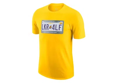 Pre-owned Nike Men's  Nba Los Angeles Lakers Team Short Sleeve T-shirt In Yellow