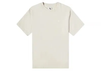 Pre-owned Nike Men's  Nrg Solo Swoosh T-shirt In Light Bone/white