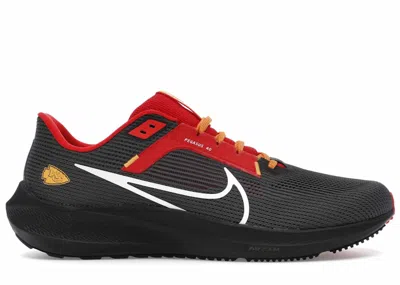 Pre-owned Nike Men's  Pegasus 40 Kansas City Chiefs Sneakers In Anthracite/university Red/sundial