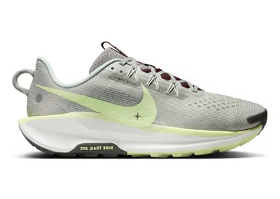 Pre-owned Nike Men's  Pegasus Trail 5 Barely Volt Sneakers In Light Silver/college Grey/dark Team Red