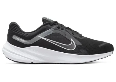 Pre-owned Nike Men's  Quest 5 Dark White Sneakers In Dark In Black/smoke Grey/dark Smoke Grey