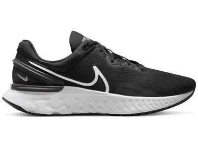 Pre-owned Nike Men's  React Miler 3 Sneakers In Black/white In Multi