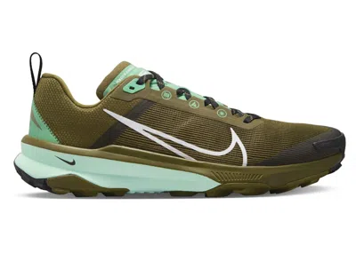 Pre-owned Nike Men's  React Terra Kiger 9 White Sneakers In Olive Flak/spring Green/black