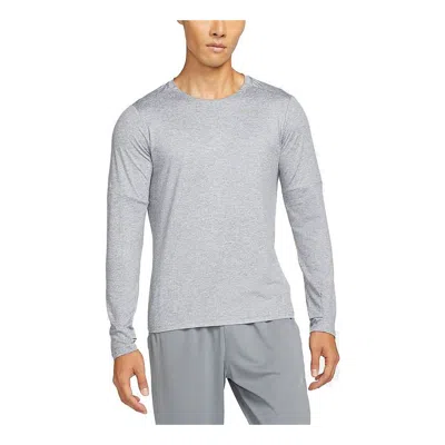 Nike Men's  Reflective Logo Training Sports Running Long Sleeves Light Grey T-shirt In Gray