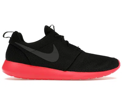 Pre-owned Nike Men's  Roshe Run Sneakers In Black/anthracite/siren Red