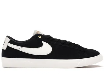 Pre-owned Nike Men's  Sb Blazer Low Gt Sneakers In Black/sail
