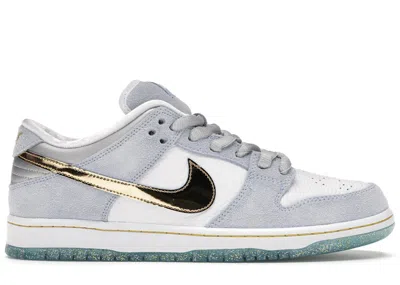 Pre-owned Nike Men's  Sb Dunk Low Sean Cliver Sneakers In Ice Blue/white/metallic Gold In Multi