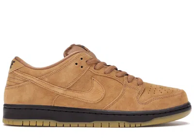 Pre-owned Nike Men's  Sb Dunk Low Sneakers In Wheat/baroque Brown