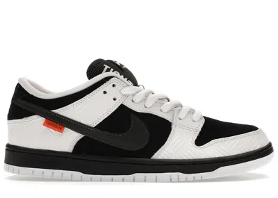 Pre-owned Nike Men's  Sb Dunk Low Tightbooth Sneakers In White/black/safety Orange
