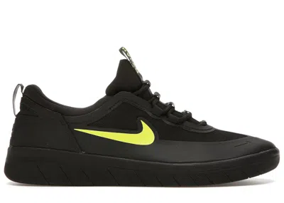 Pre-owned Nike Men's  Sb Nyjah Free 2 Sneakers In Black/cyber