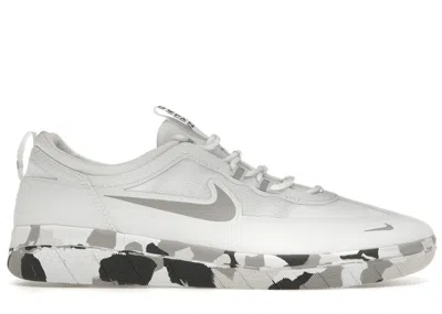 Pre-owned Nike Men's  Sb Nyjah Free 2 Snow Camo Sneakers In White/thunder Grey/vast Grey In Multi
