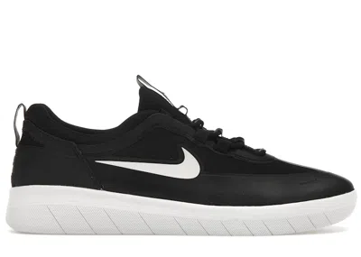 Pre-owned Nike Men's  Sb Nyjah Free 2 White Sneakers In Black