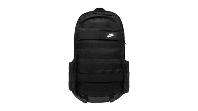 Pre-owned Nike Men's  Sportswear Rpm 26l Backpack In Black/white
