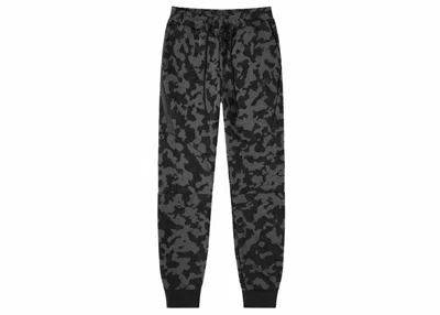 Pre-owned Nike Men's  Sportswear Tech Fleece Joggers In Aop Camo In Multi