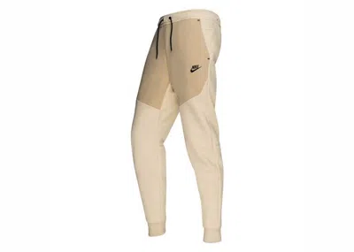 Pre-owned Nike Men's  Sportswear Tech Fleece Joggers In Beach Brown/black In Multi