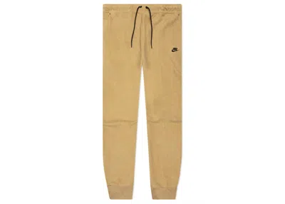 Pre-owned Nike Men's  Sportswear Tech Fleece Winterized Joggers In Elemental Gold/black