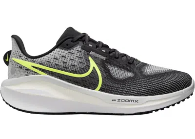 Pre-owned Nike Men's  Vomero 17 Volt Sneakers In Black/light Smoke Grey/white In Multi
