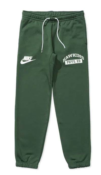 Pre-owned Nike Men's  X Stranger Things Hawkins High Sweatpant In Green