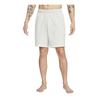 Nike Men's  Yoga Therma-fit Logo Printing Solid Color Sports Shorts Gray In White